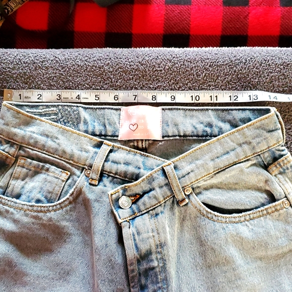 Revice Denim - Picture 11 of 16